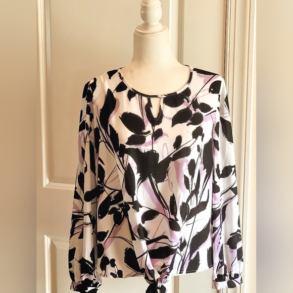 🌺Apt.9 Tie Front Lavender Blouse - Picture 1 of 6